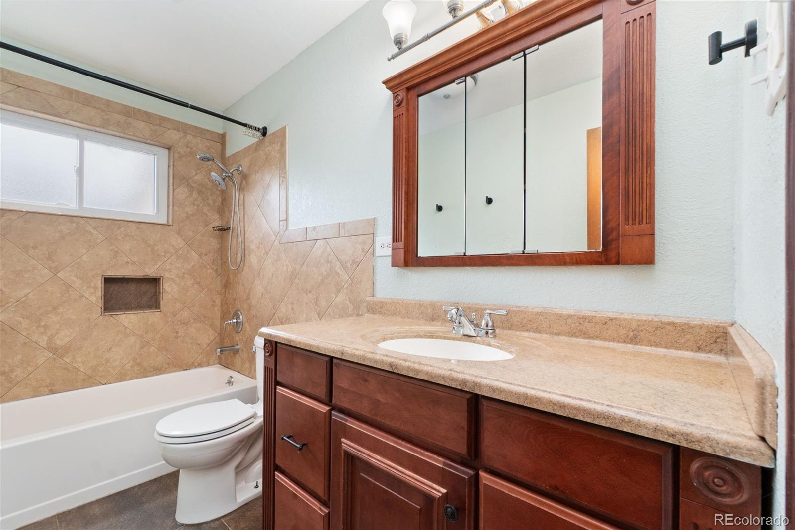 MLS Image #8 for 10949 e 109th place,northglenn, Colorado