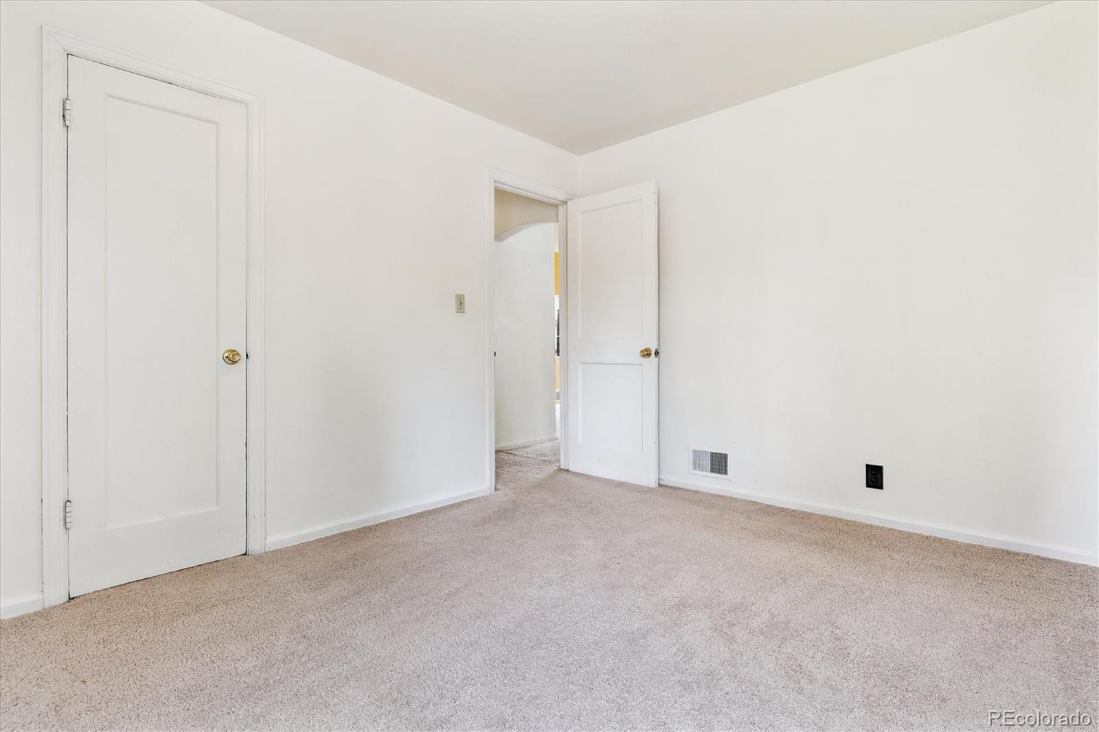 MLS Image #16 for 1708  akron street,aurora, Colorado