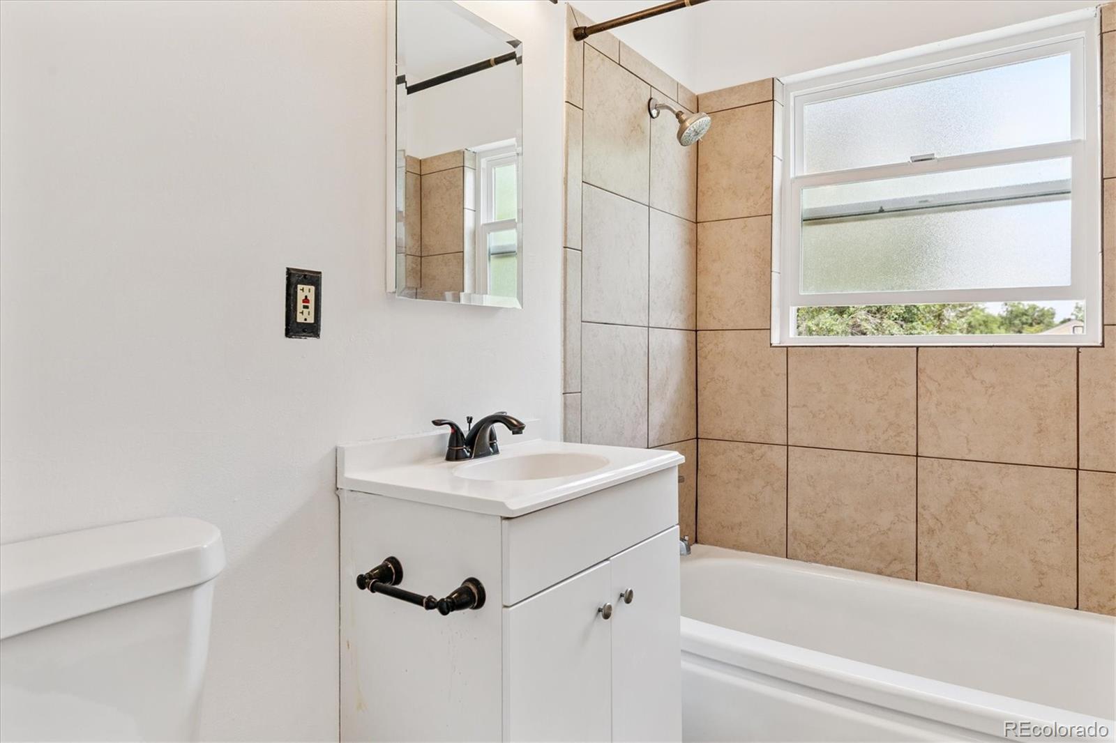 MLS Image #19 for 1708  akron street,aurora, Colorado