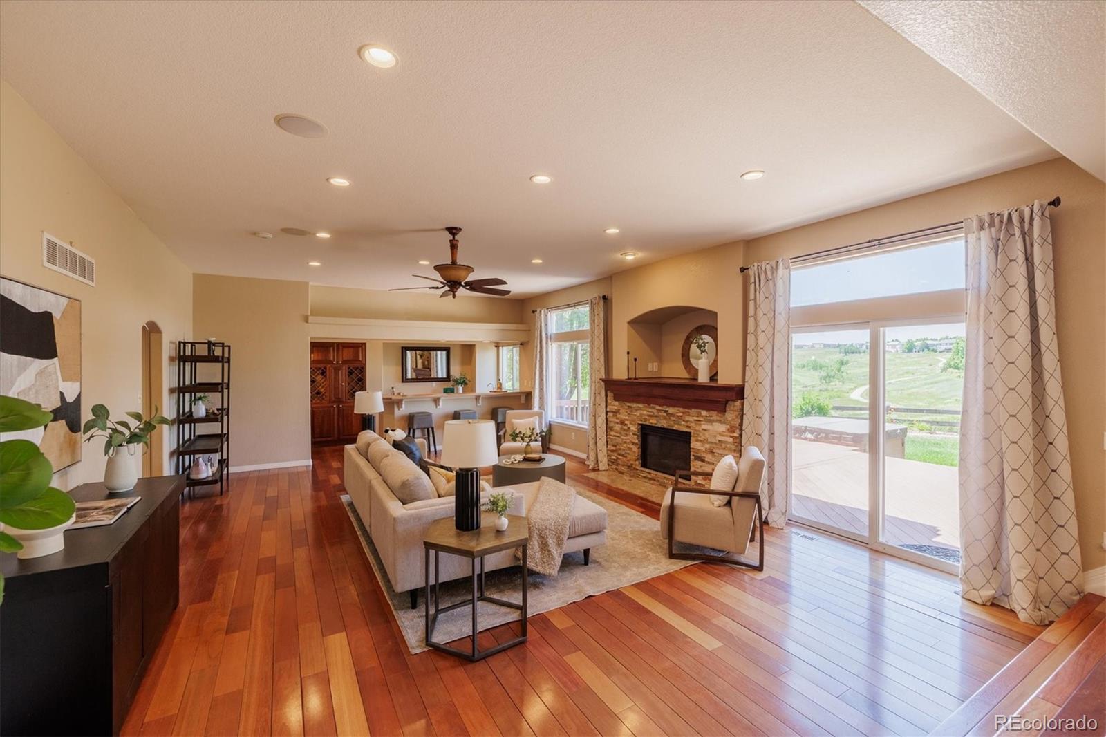 MLS Image #14 for 10085  charissglen court,highlands ranch, Colorado