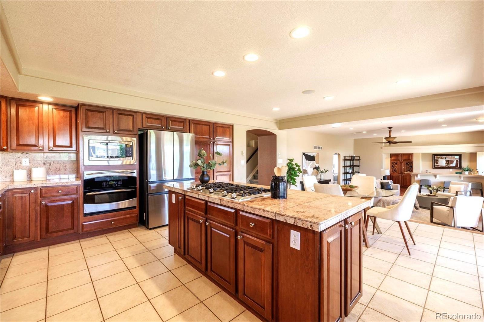 MLS Image #9 for 10085  charissglen court,highlands ranch, Colorado