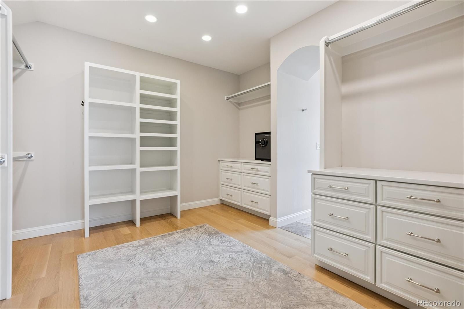 MLS Image #27 for 115 s glencoe ,denver, Colorado