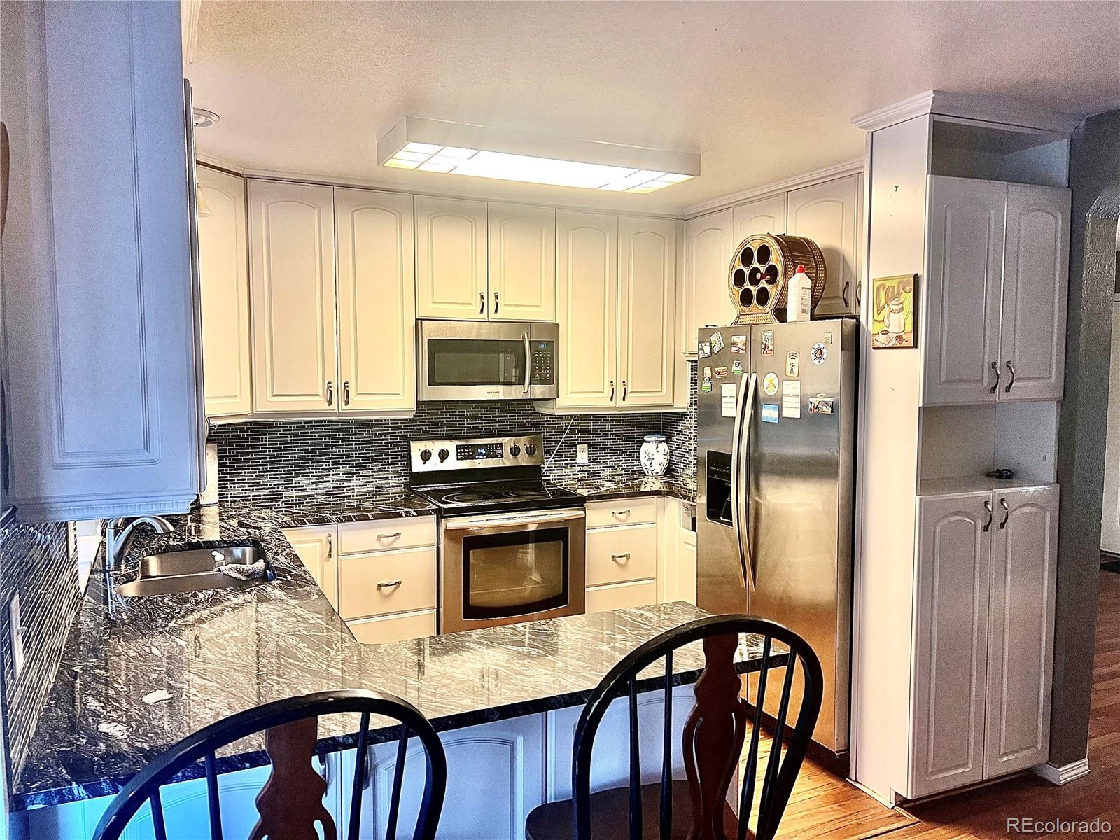 MLS Image #5 for 19156 e arizona place,aurora, Colorado