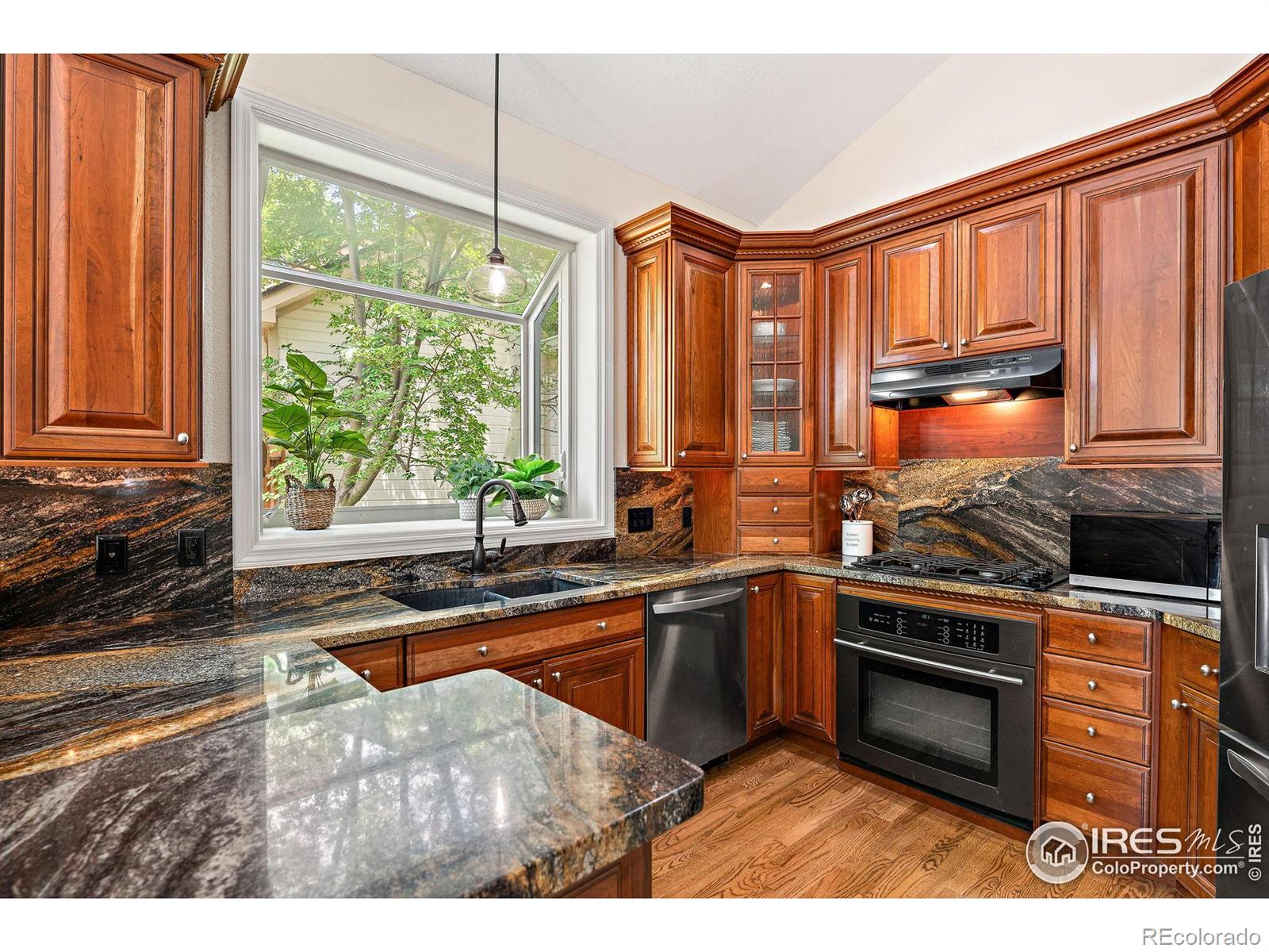 MLS Image #6 for 388  fairfield lane,louisville, Colorado
