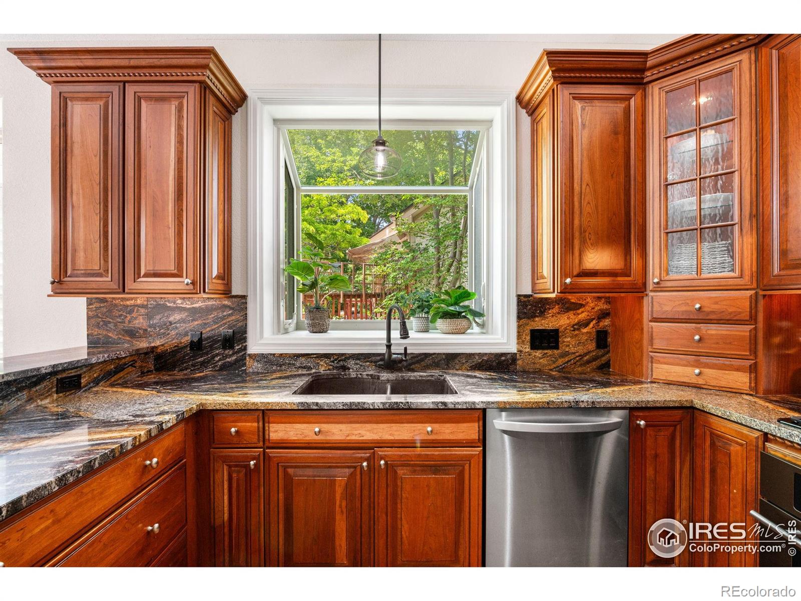 MLS Image #7 for 388  fairfield lane,louisville, Colorado