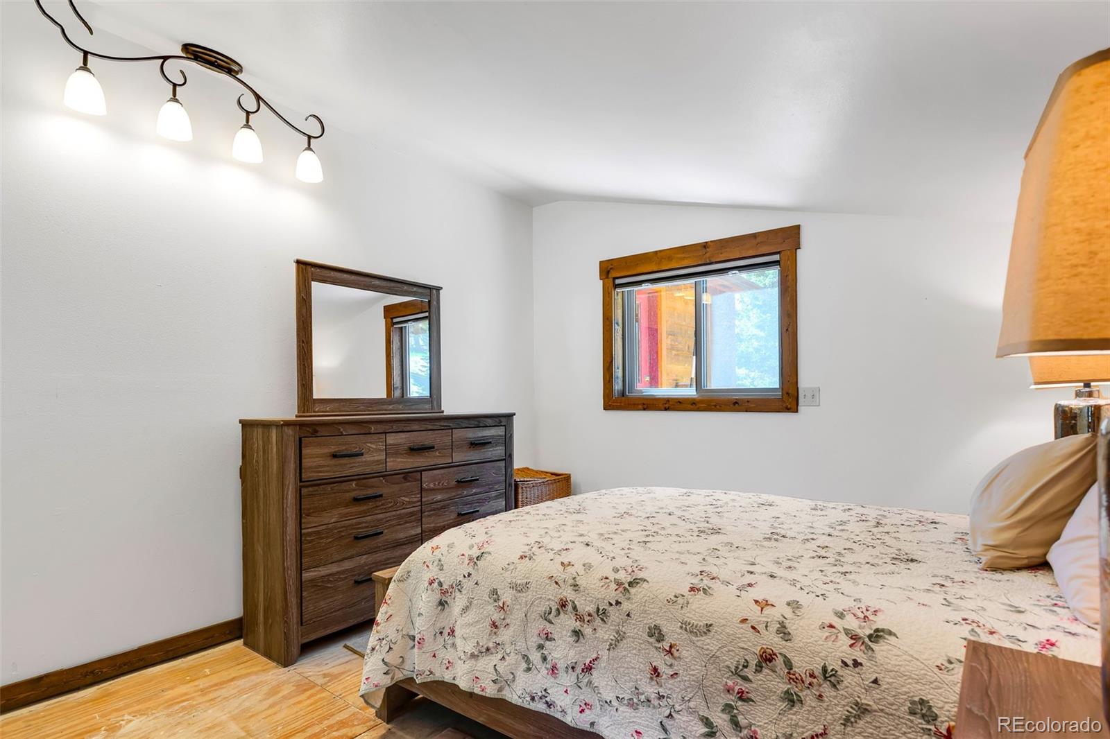 MLS Image #36 for 60  jackson ,alma, Colorado