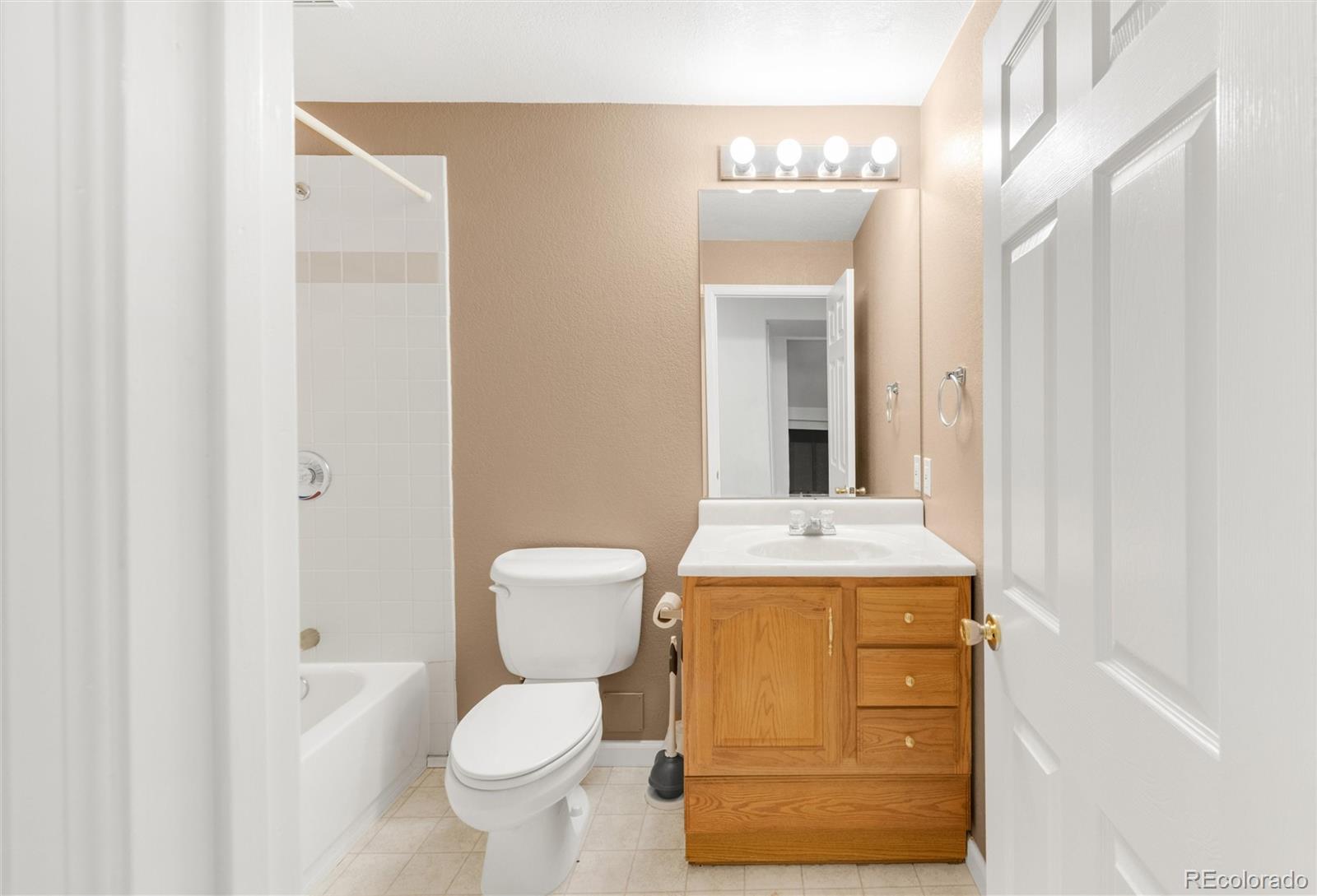 MLS Image #26 for 19428 e crestridge circle,centennial, Colorado