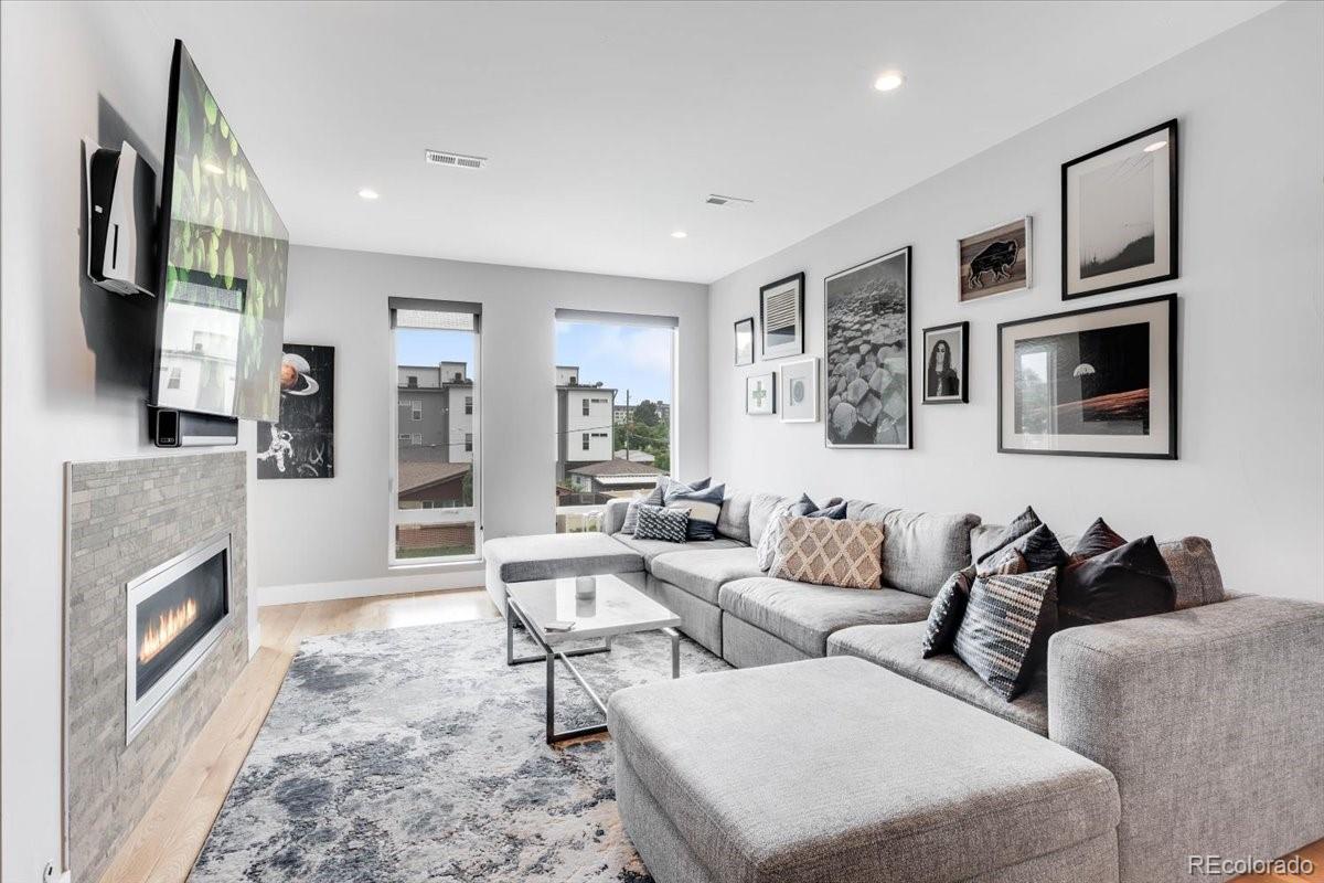 MLS Image #4 for 3103 w 18th avenue,denver, Colorado