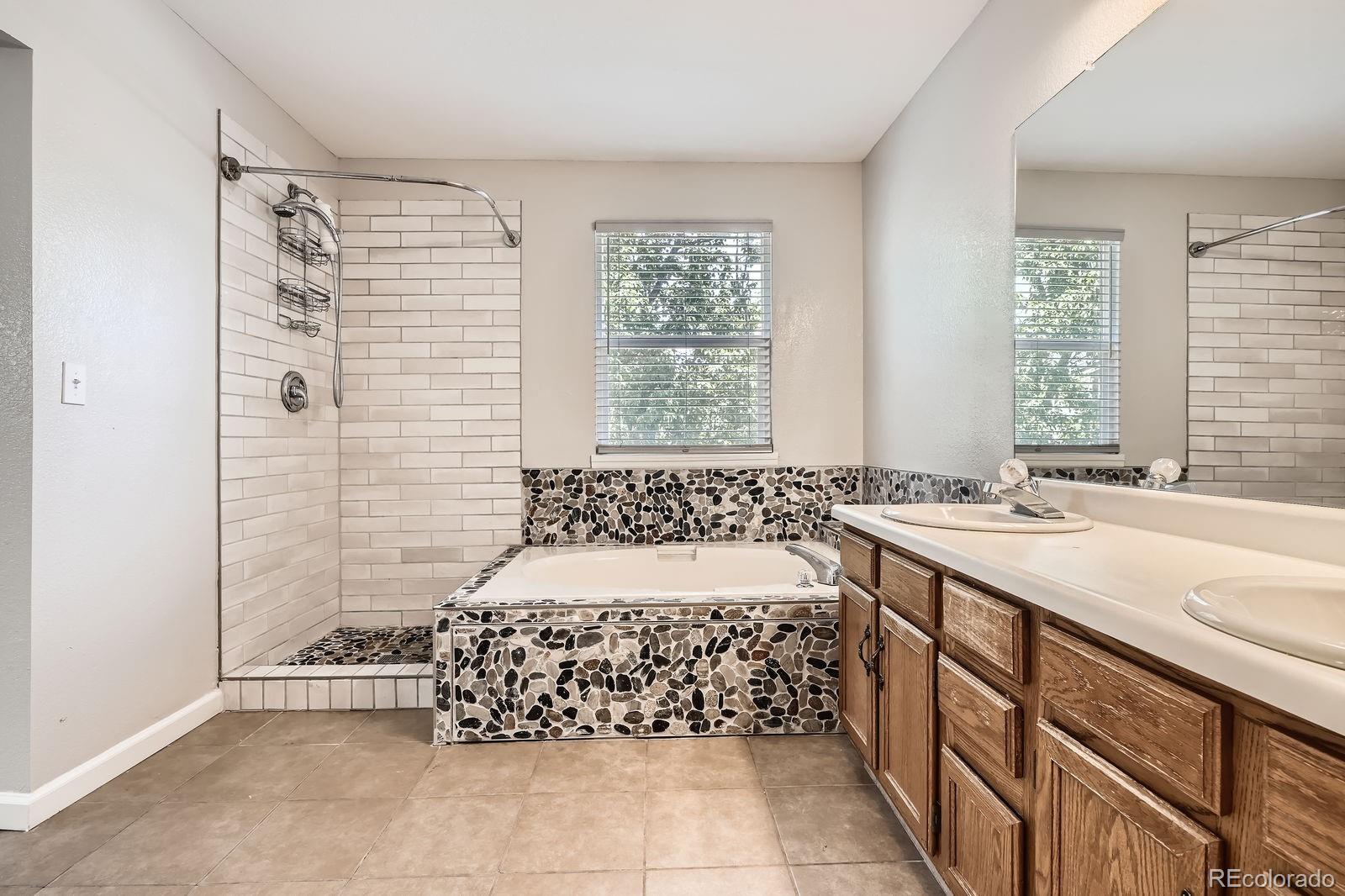 MLS Image #20 for 3718 s truckee way,aurora, Colorado