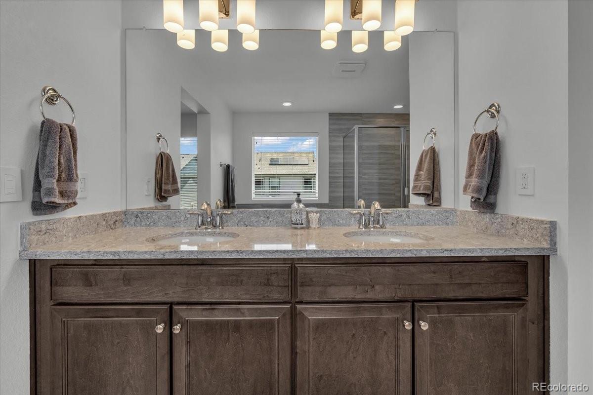 MLS Image #23 for 6591 n ceylon street,denver, Colorado