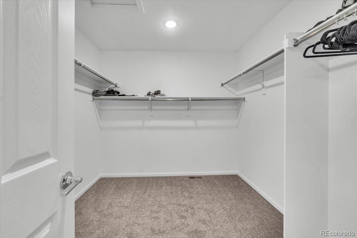 MLS Image #26 for 6591 n ceylon street,denver, Colorado