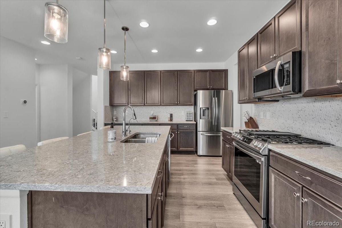 MLS Image #9 for 6591 n ceylon street,denver, Colorado