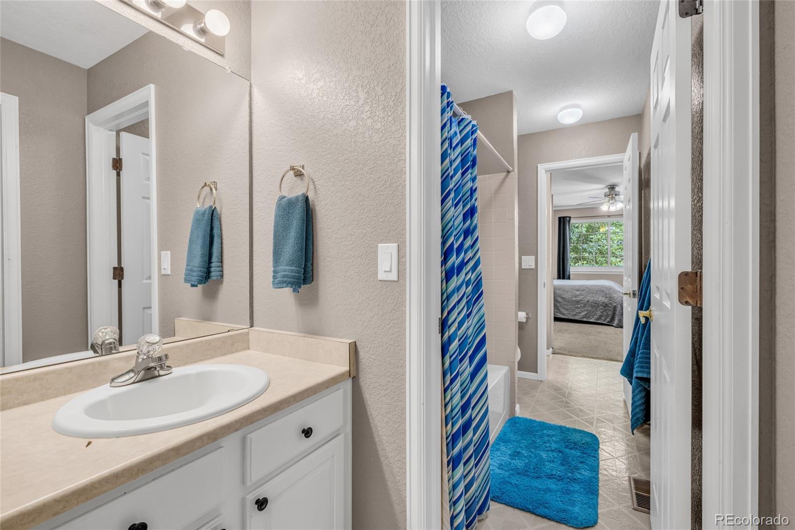 MLS Image #17 for 2938 s zeno way,aurora, Colorado