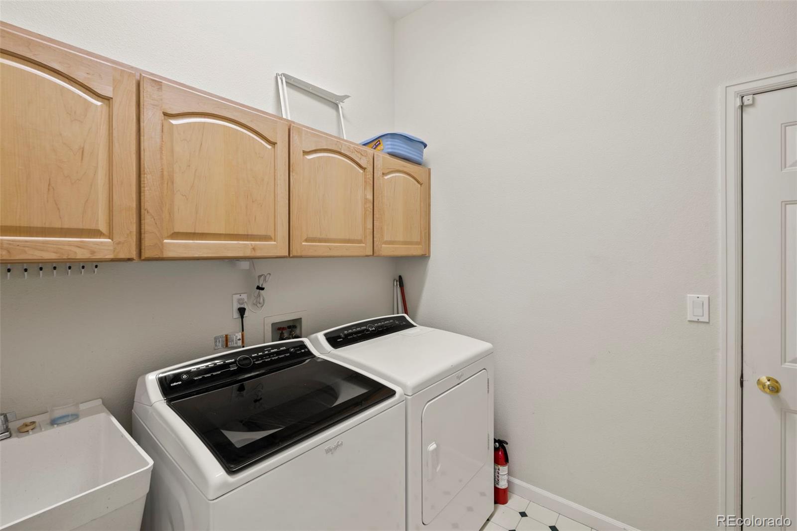 MLS Image #12 for 10  desert inn way,colorado springs, Colorado