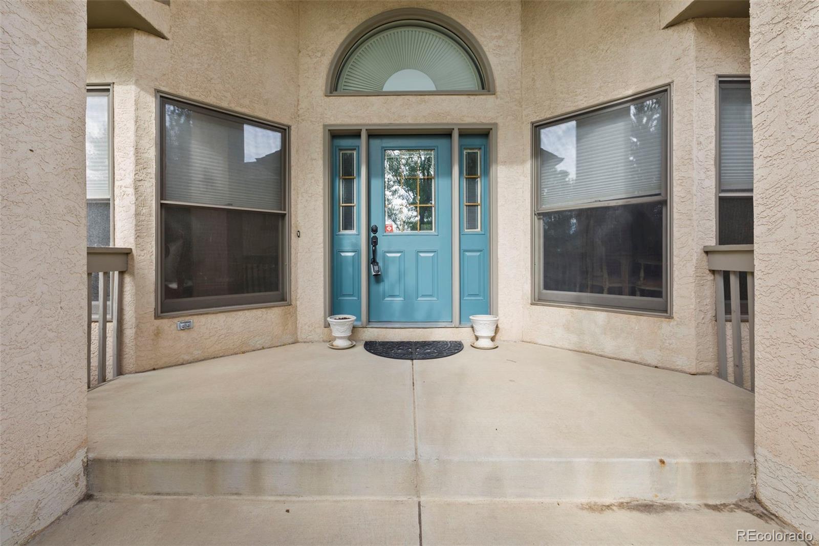 MLS Image #2 for 10  desert inn way,colorado springs, Colorado