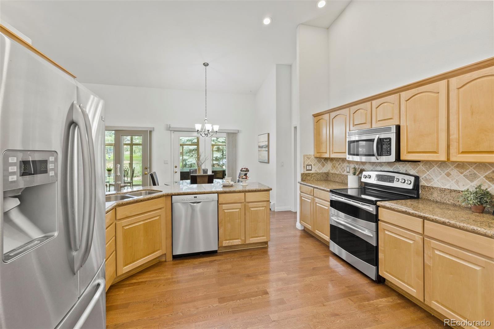 MLS Image #6 for 10  desert inn way,colorado springs, Colorado