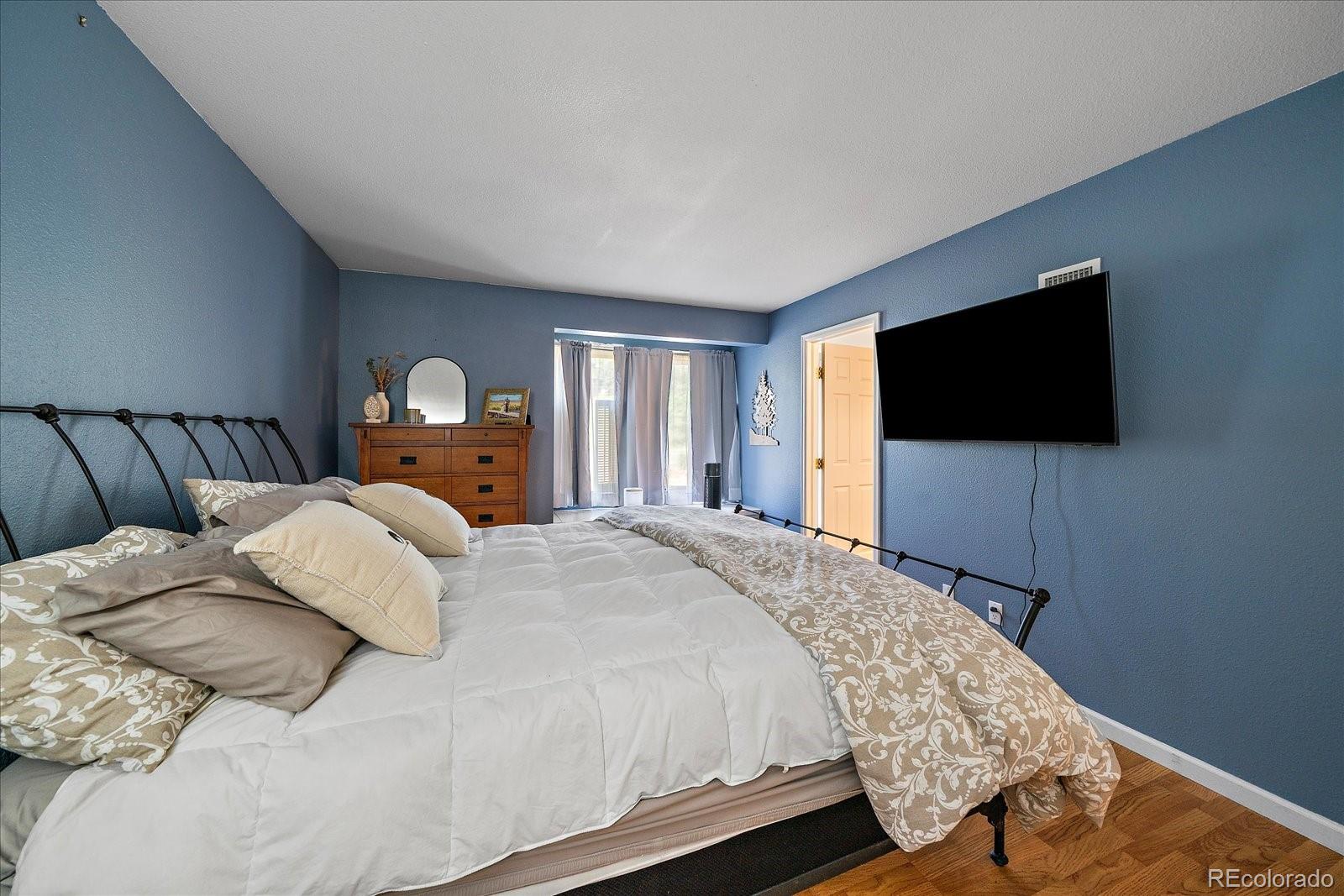 MLS Image #10 for 23712  pondview place,golden, Colorado