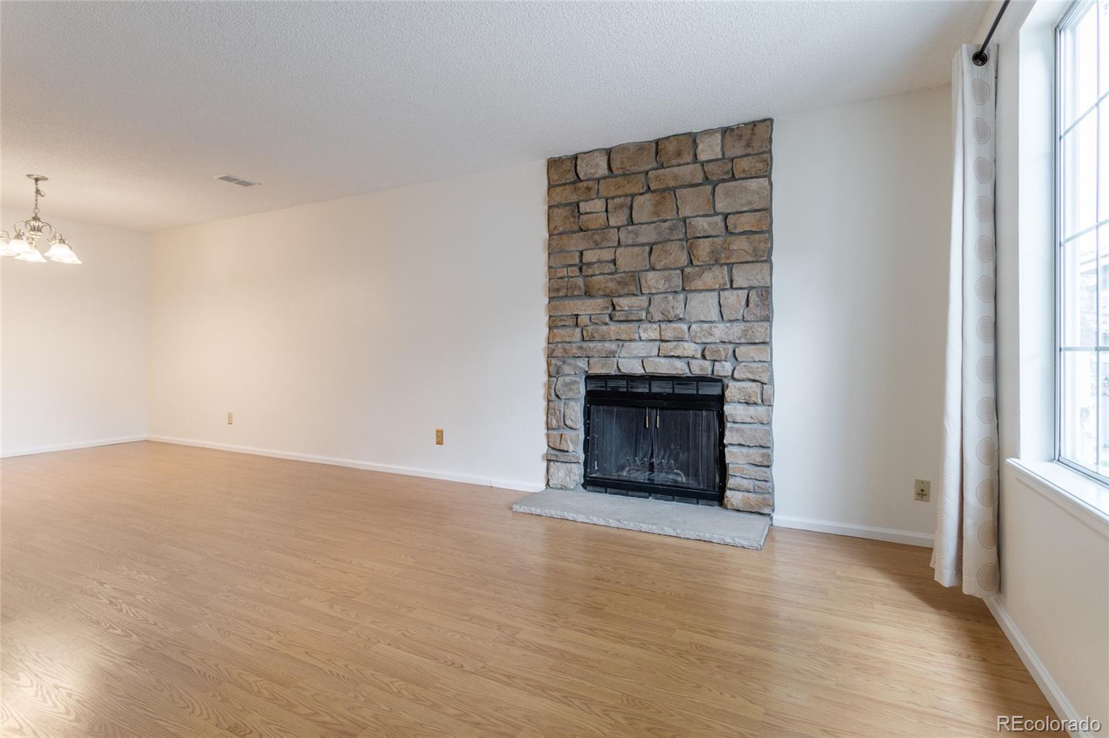 MLS Image #4 for 8463  everett way,arvada, Colorado