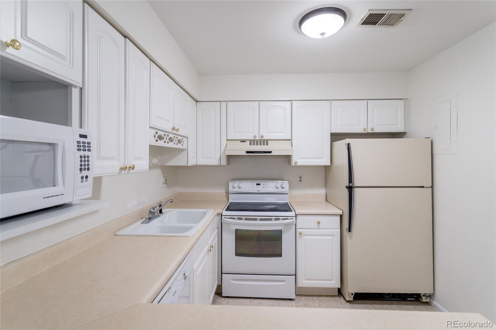 MLS Image #7 for 8463  everett way,arvada, Colorado