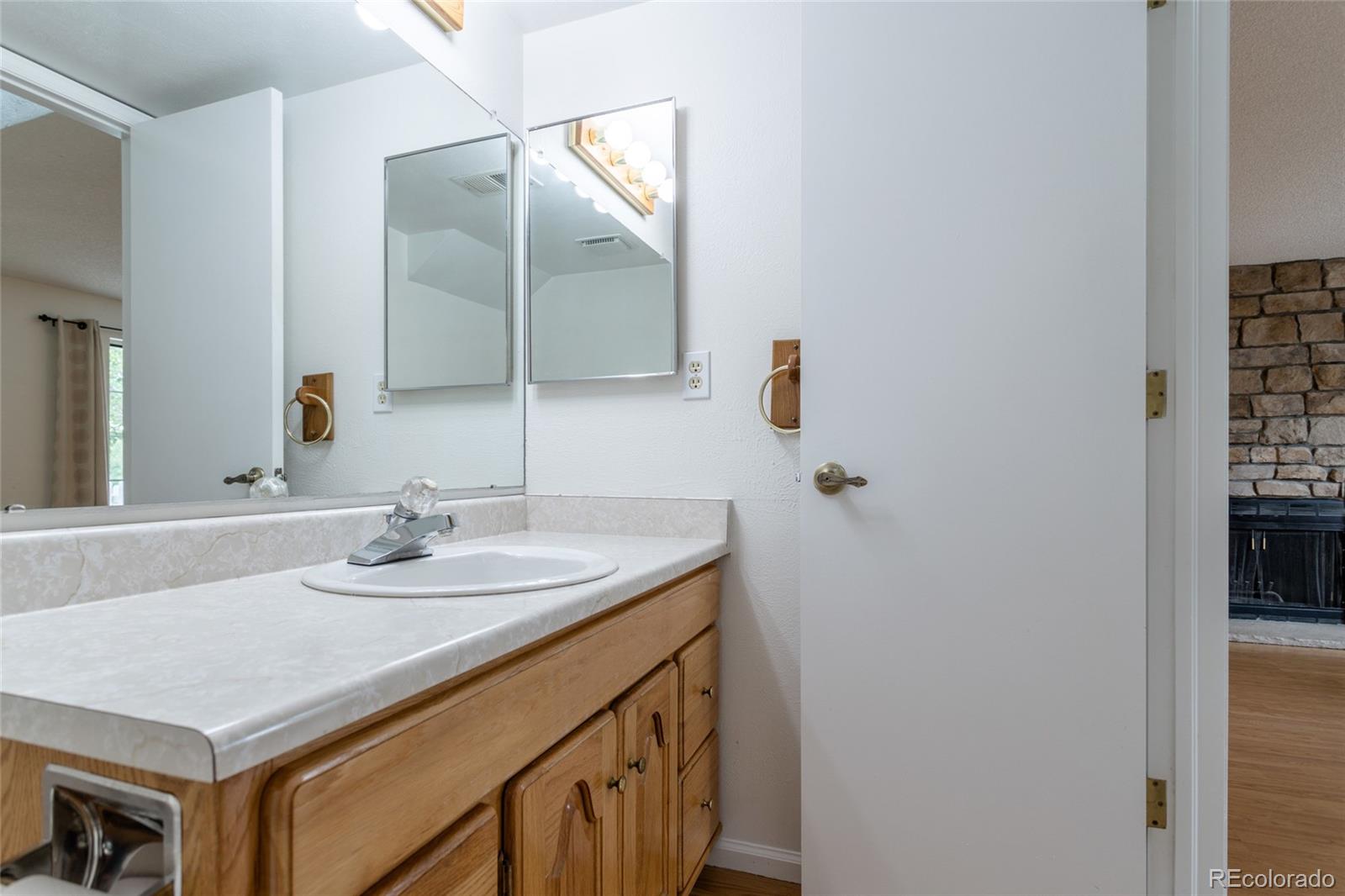 MLS Image #9 for 8463  everett way,arvada, Colorado