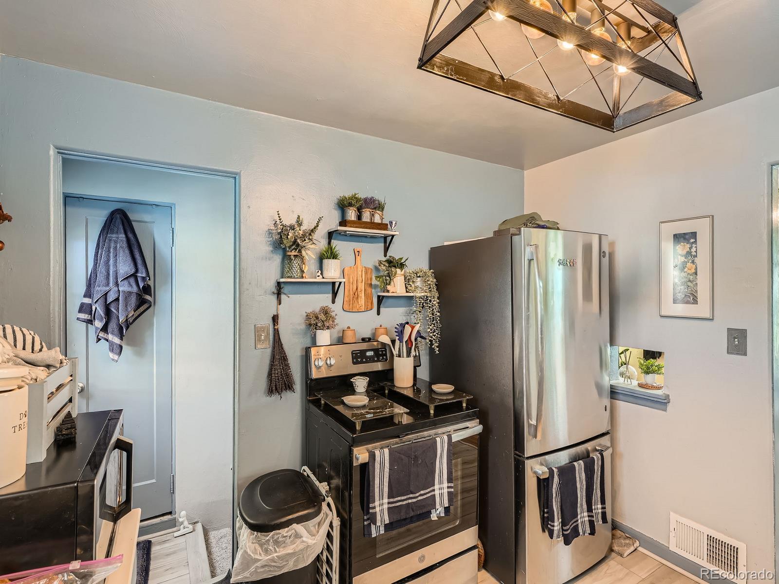MLS Image #11 for 3645 s fox street,englewood, Colorado