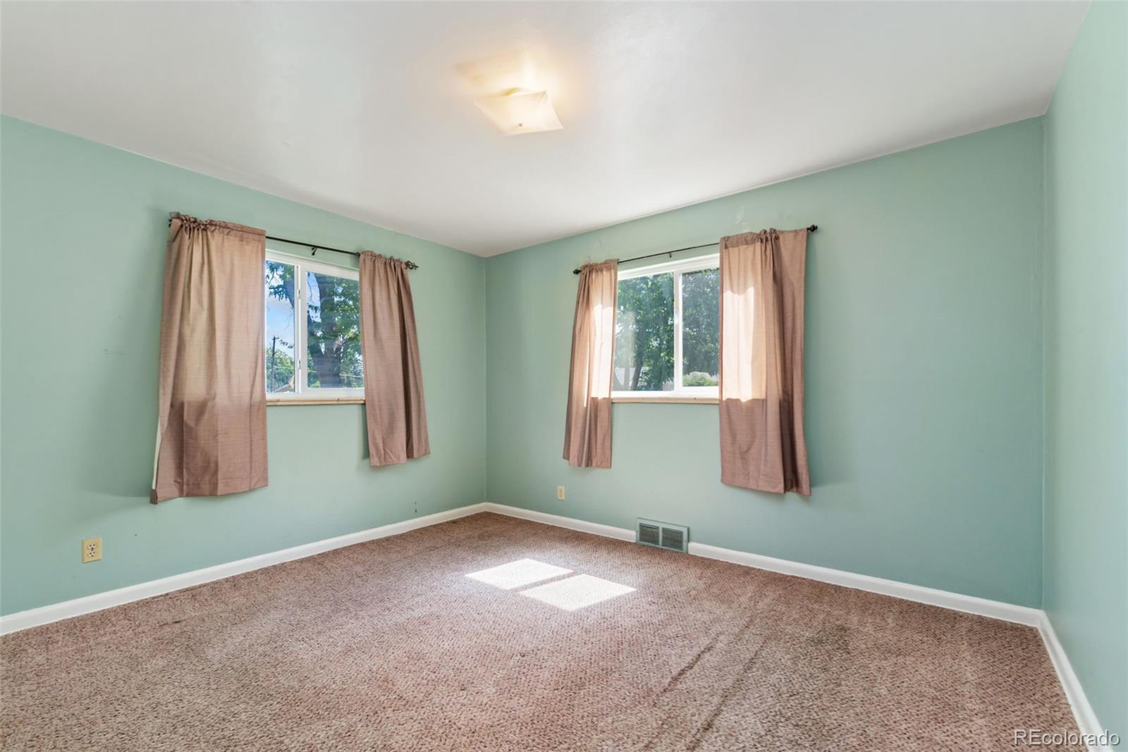 MLS Image #5 for 1049  galena street,aurora, Colorado