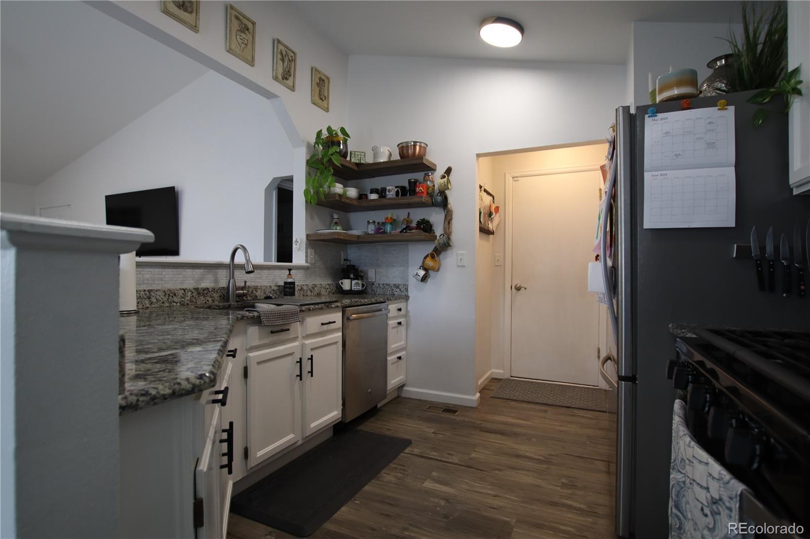 MLS Image #12 for 7988 s johnson court,littleton, Colorado