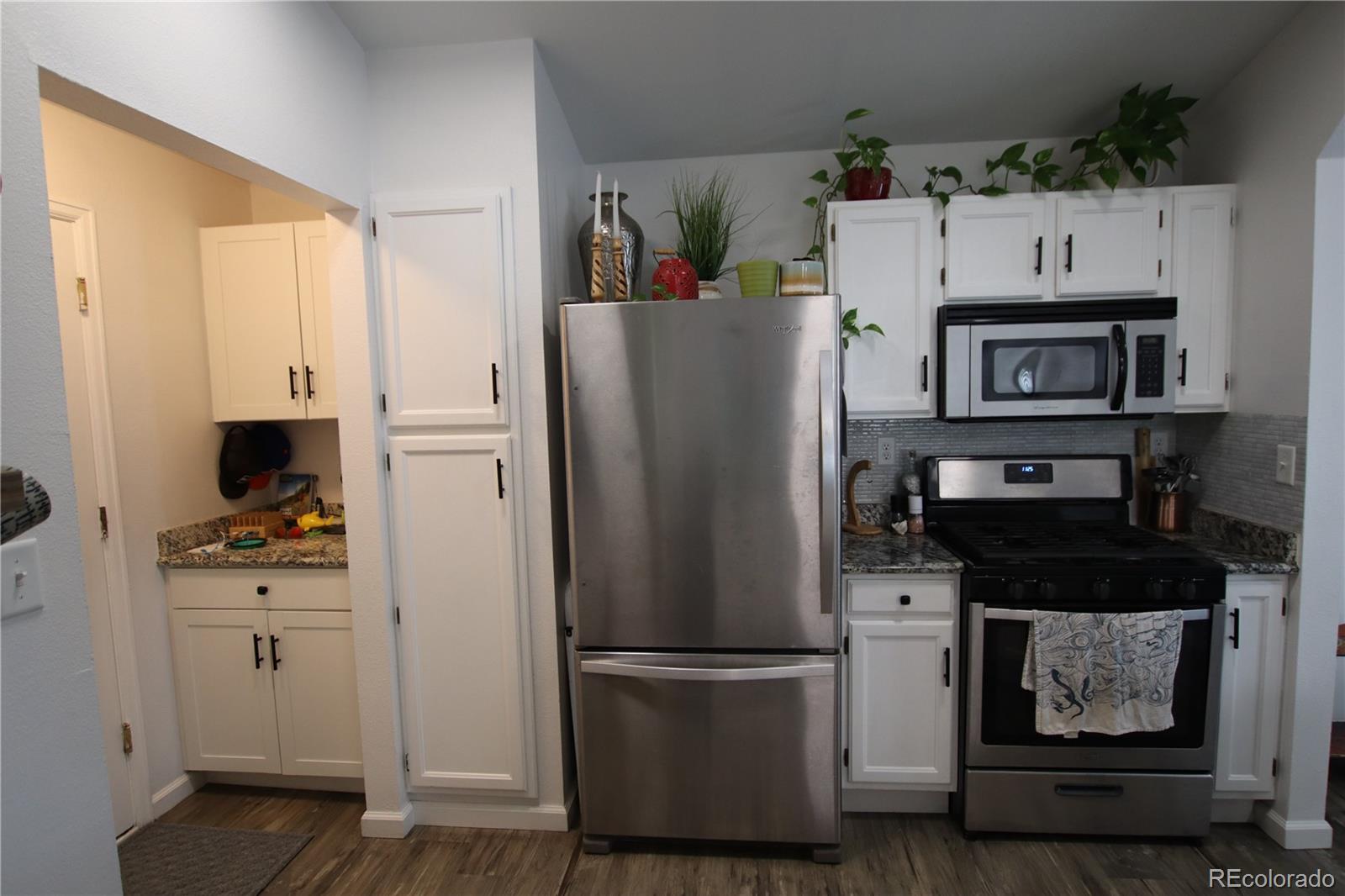 MLS Image #13 for 7988 s johnson court,littleton, Colorado