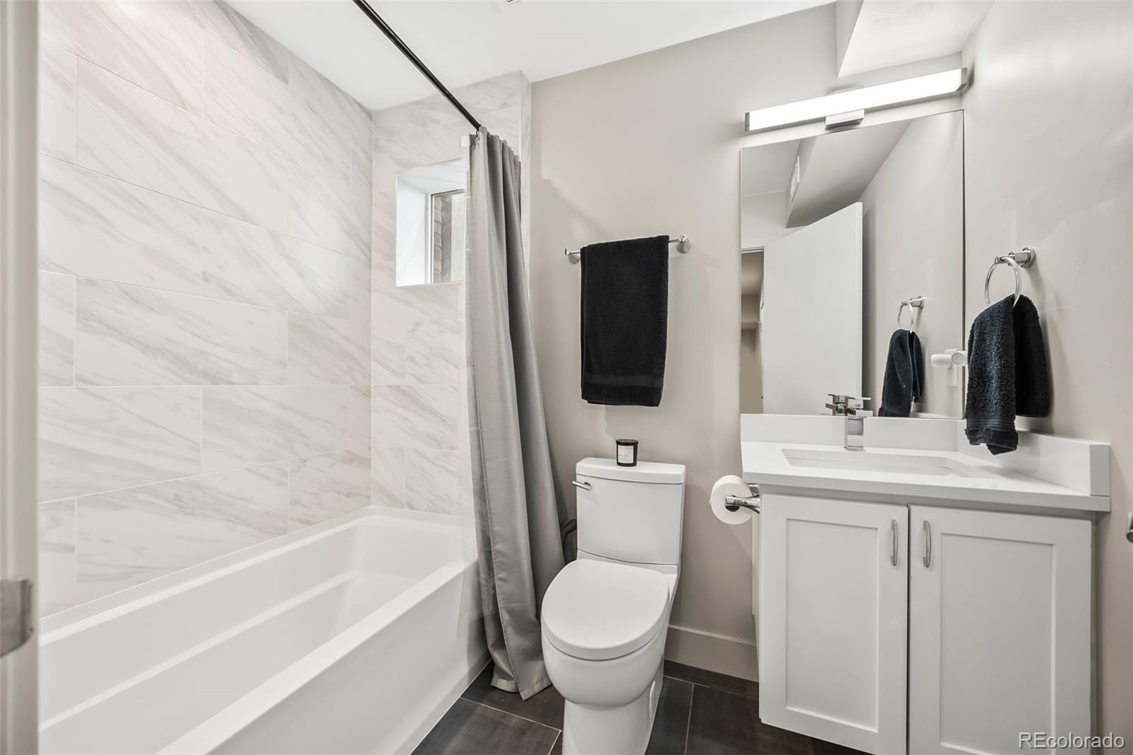 MLS Image #16 for 1302 n stuart street,denver, Colorado