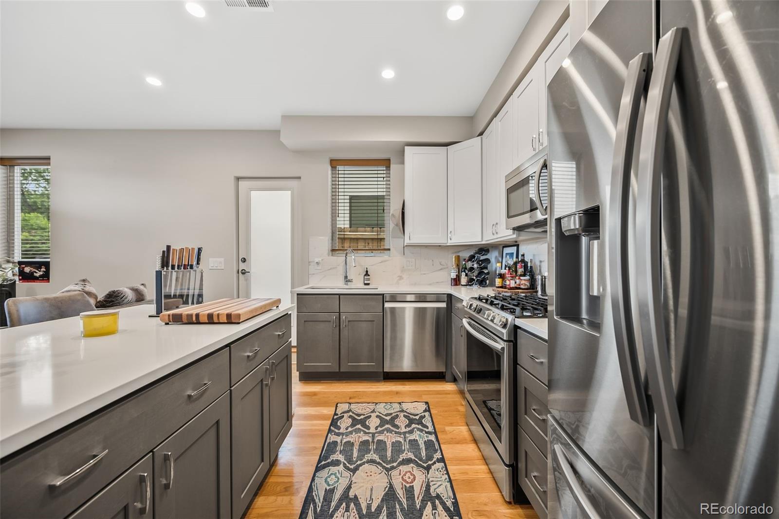 MLS Image #4 for 1302 n stuart street,denver, Colorado