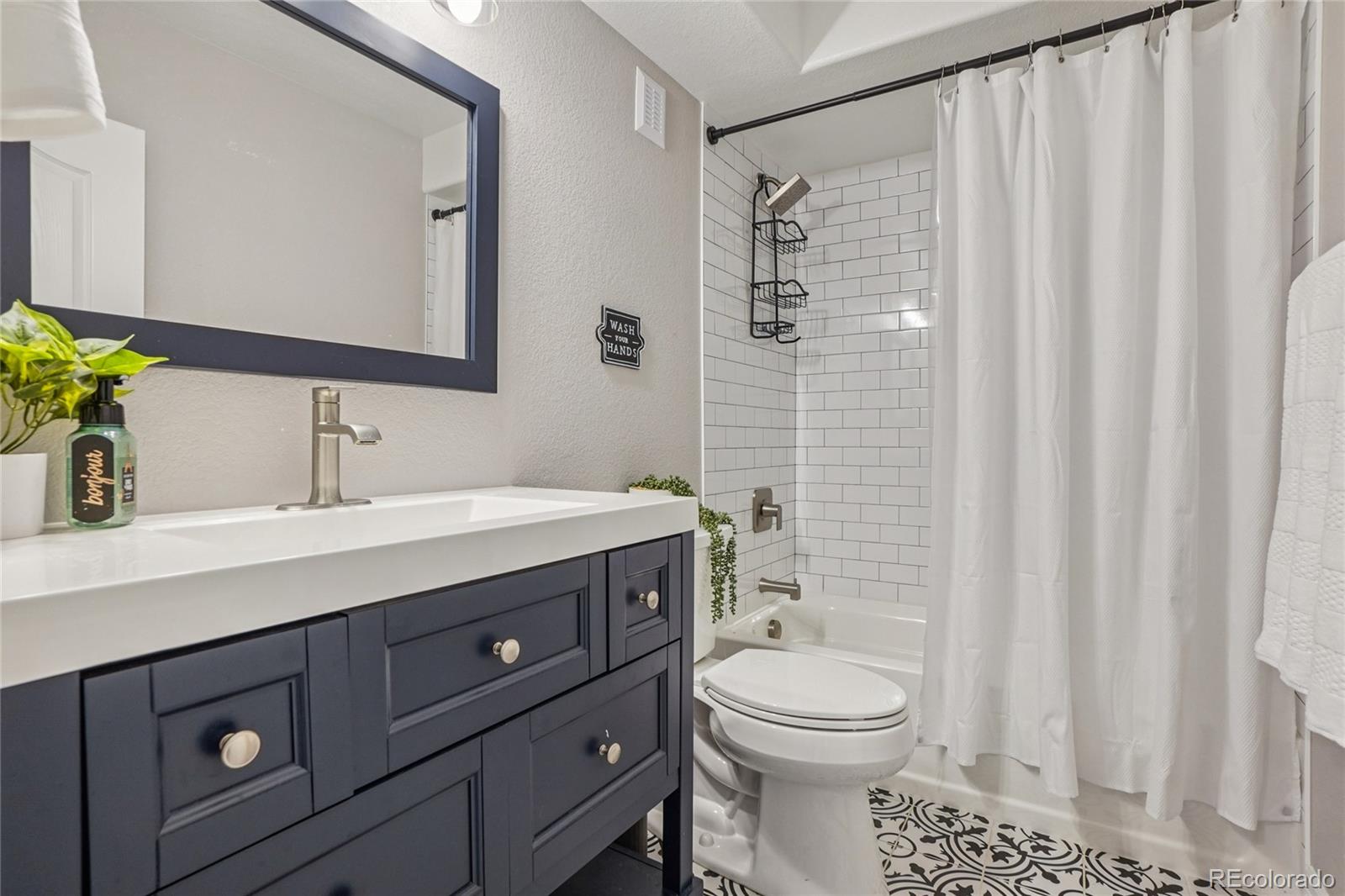 MLS Image #29 for 8677 s buchanan way,aurora, Colorado