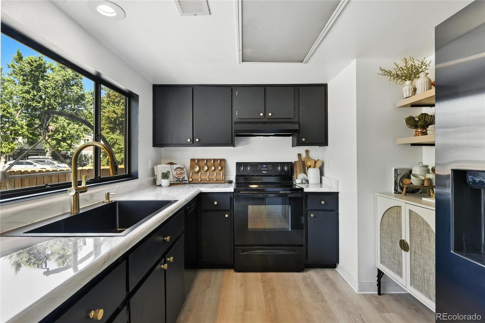 MLS Image #11 for 6795 e arizona avenue,denver, Colorado