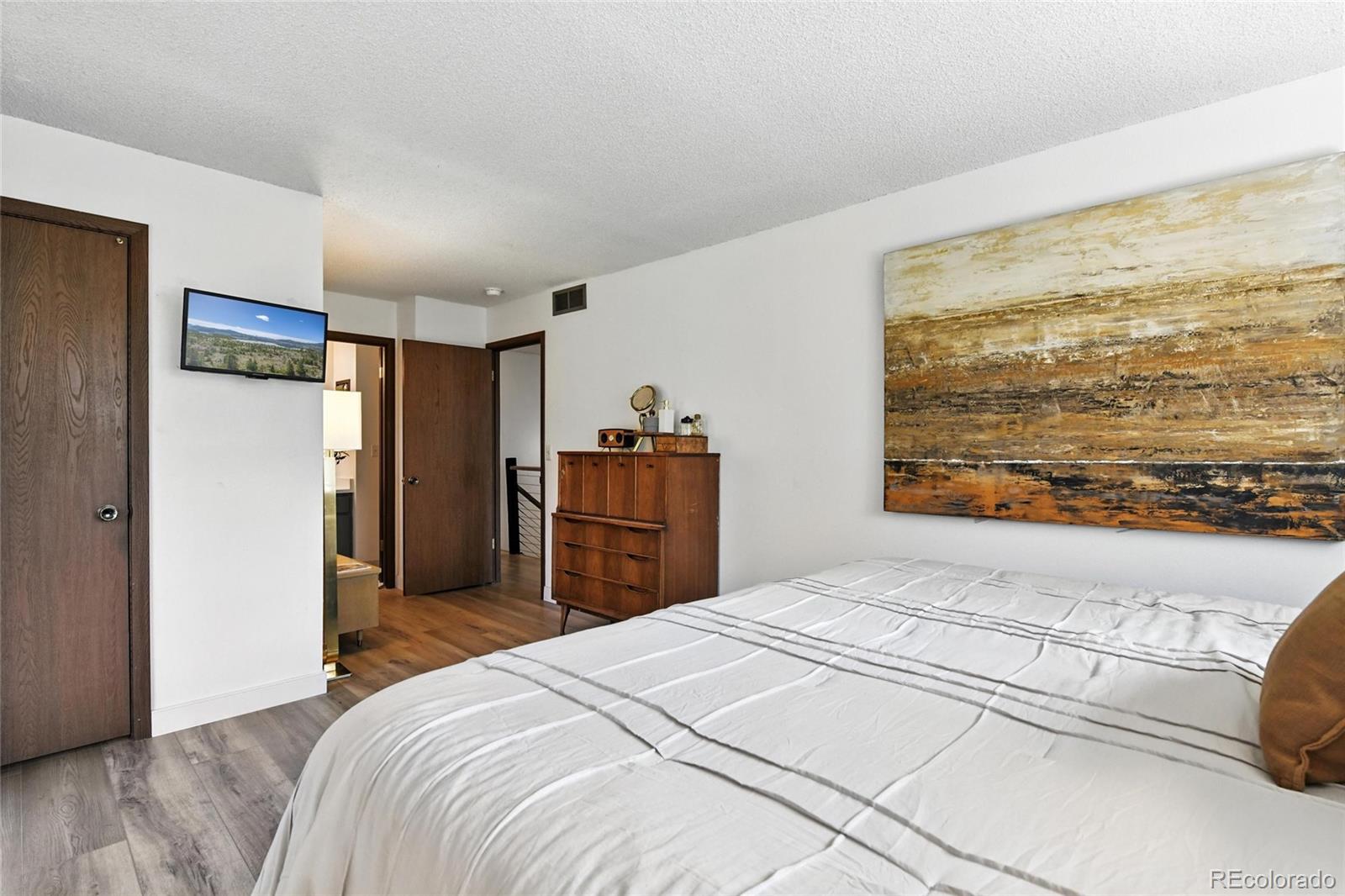 MLS Image #21 for 6795 e arizona avenue,denver, Colorado