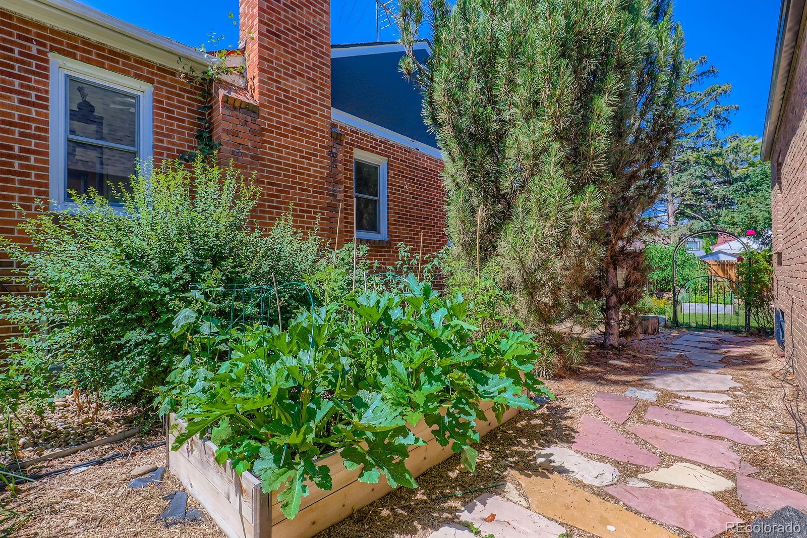 MLS Image #7 for 3065  clermont street,denver, Colorado