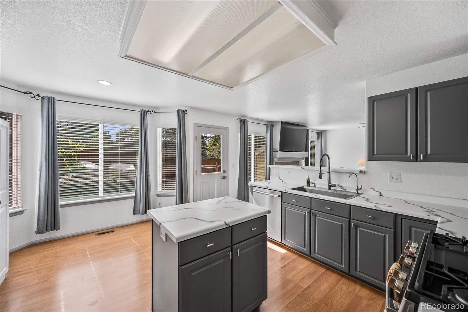 MLS Image #11 for 10530  mount columbia place,parker, Colorado