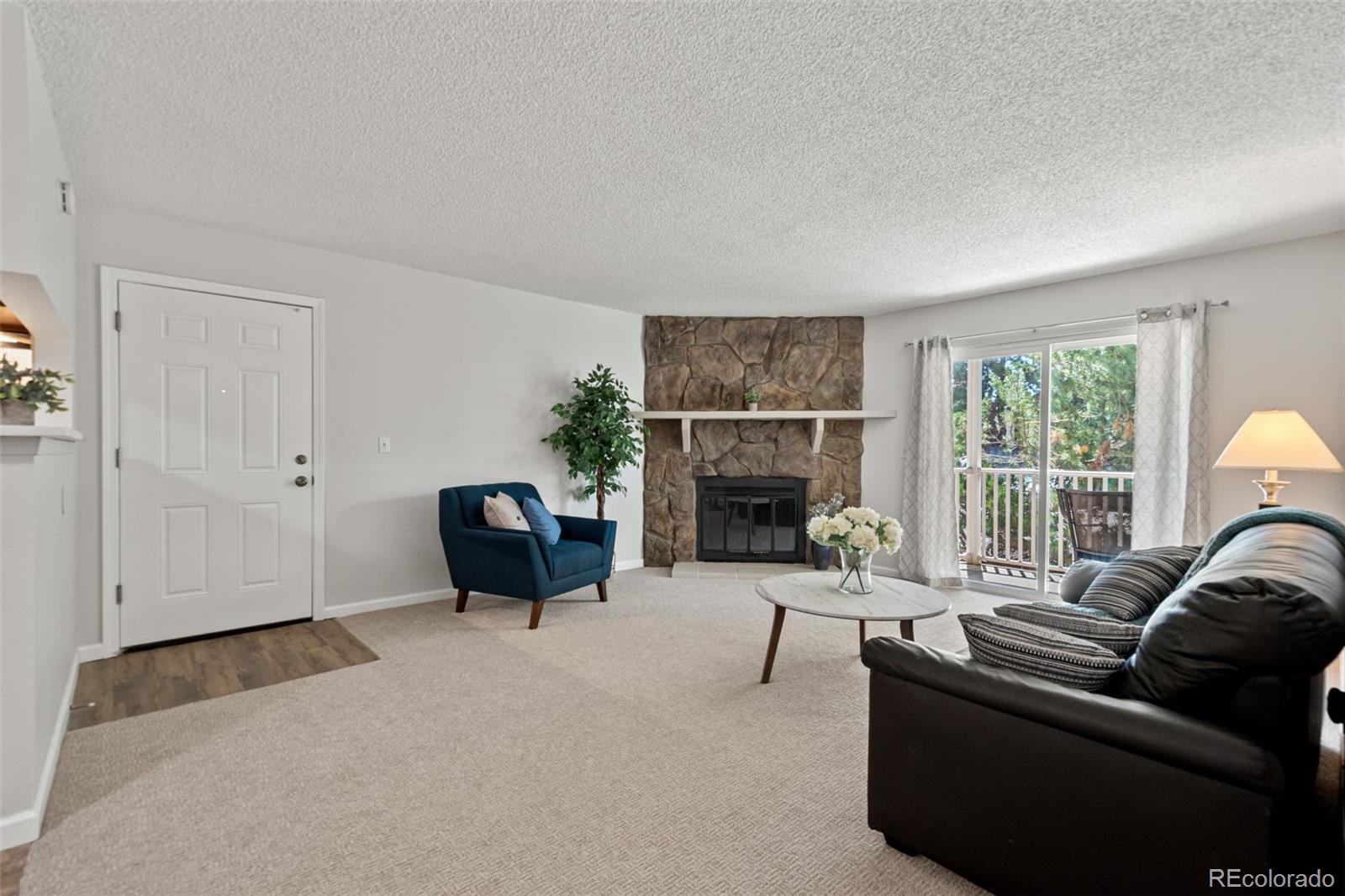 MLS Image #2 for 943 s zeno way 102,aurora, Colorado