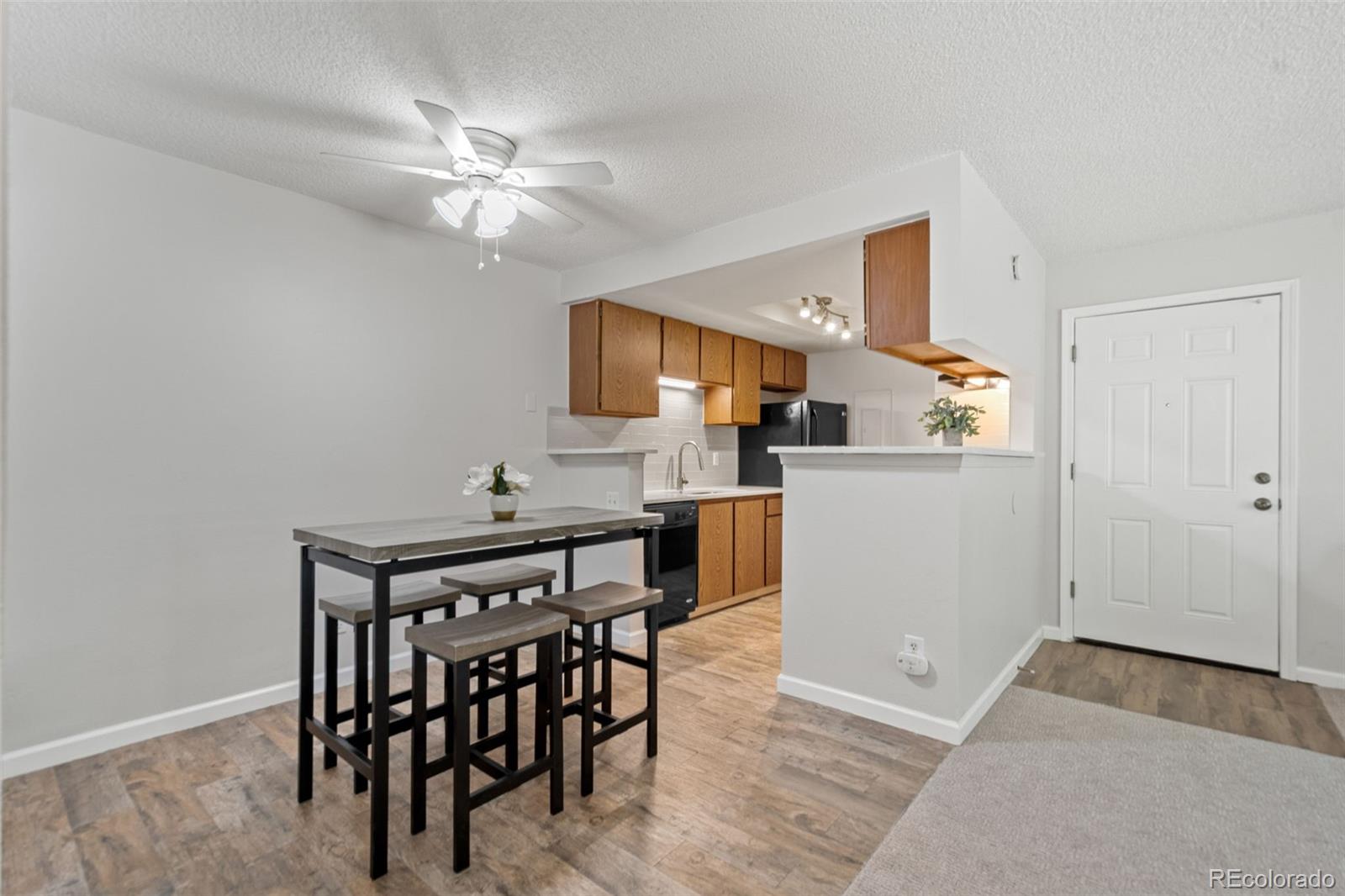 MLS Image #4 for 943 s zeno way 102,aurora, Colorado