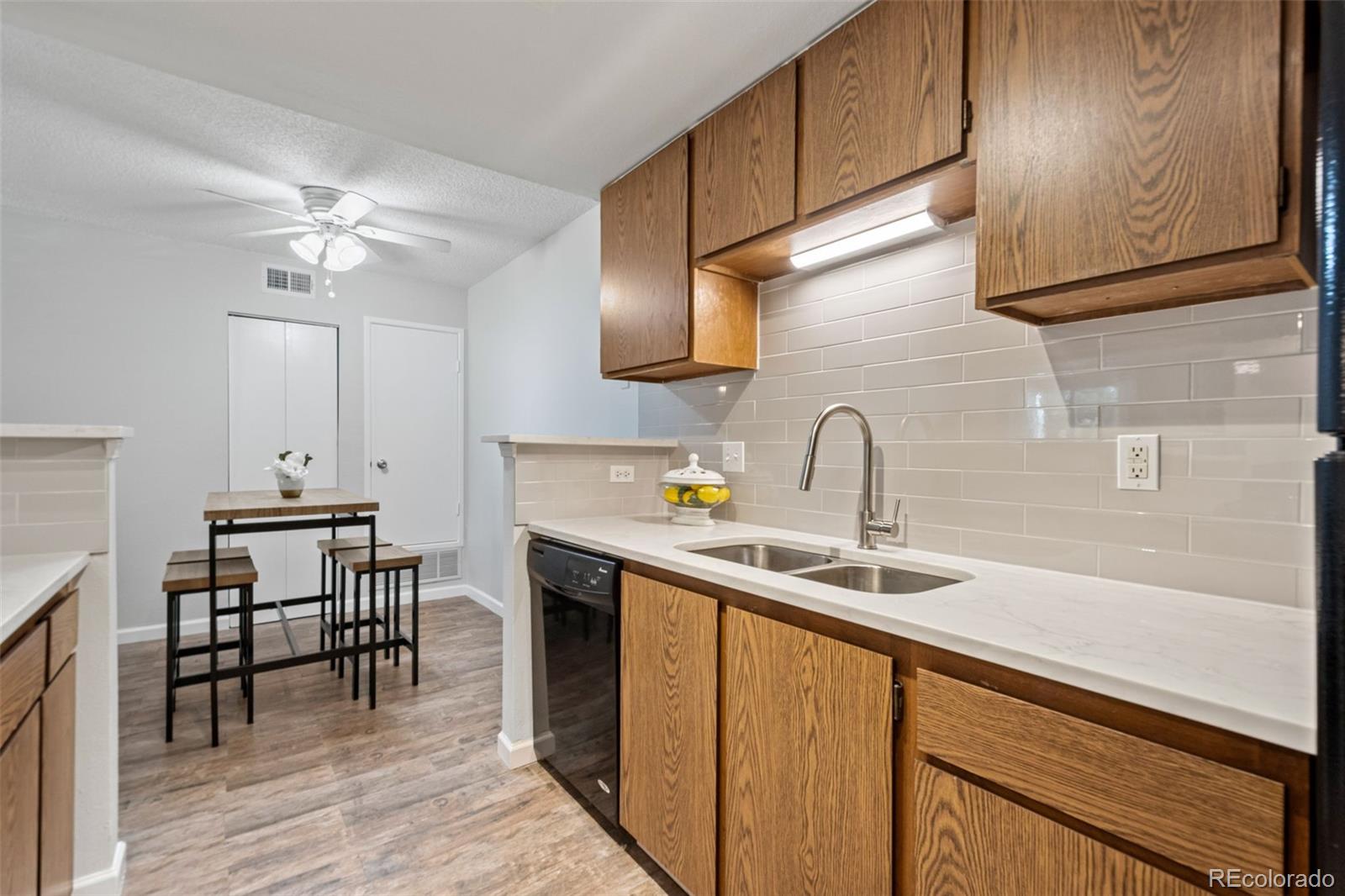 MLS Image #6 for 943 s zeno way 102,aurora, Colorado