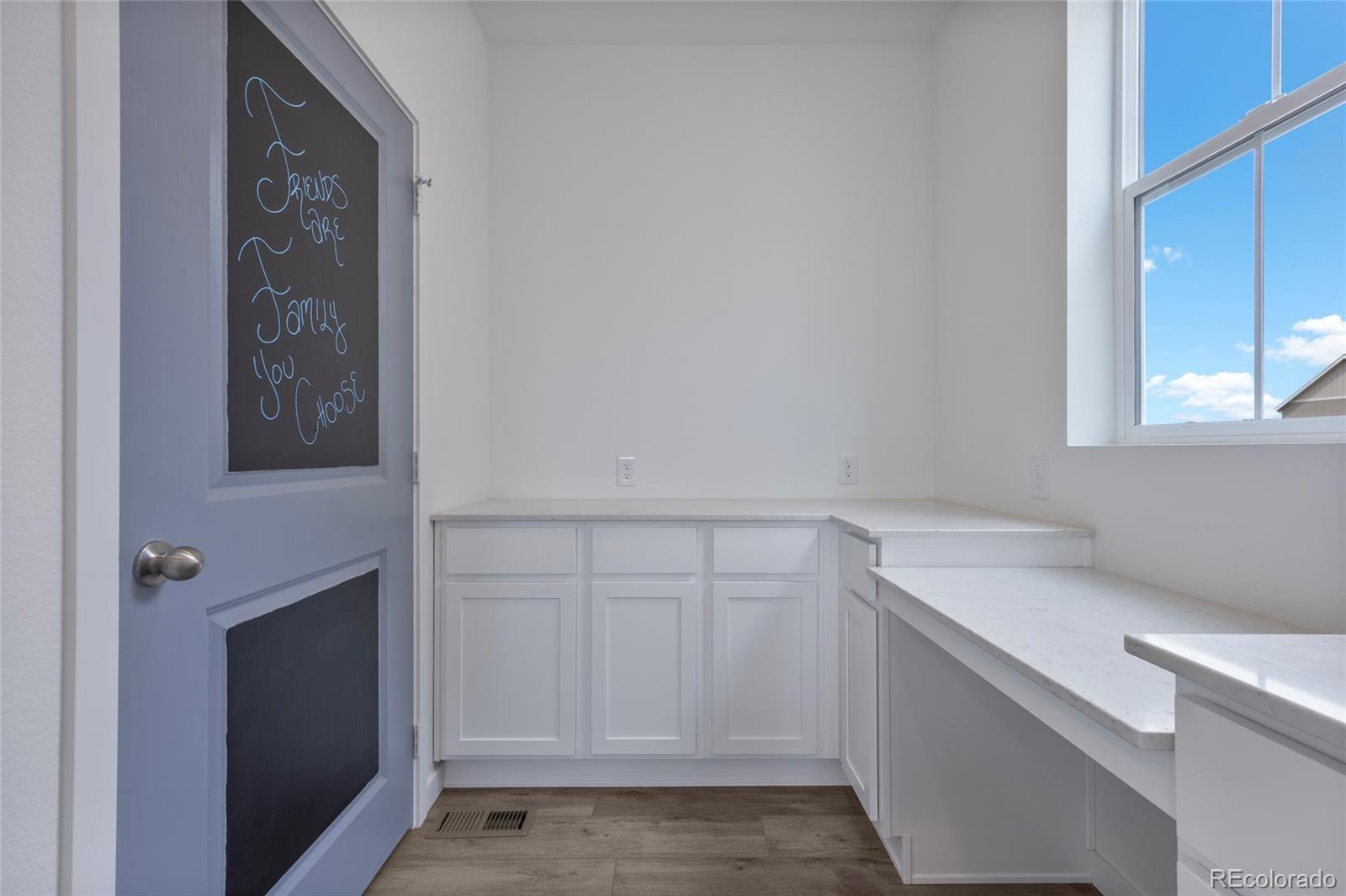 MLS Image #11 for 780  mosquito court,elizabeth, Colorado