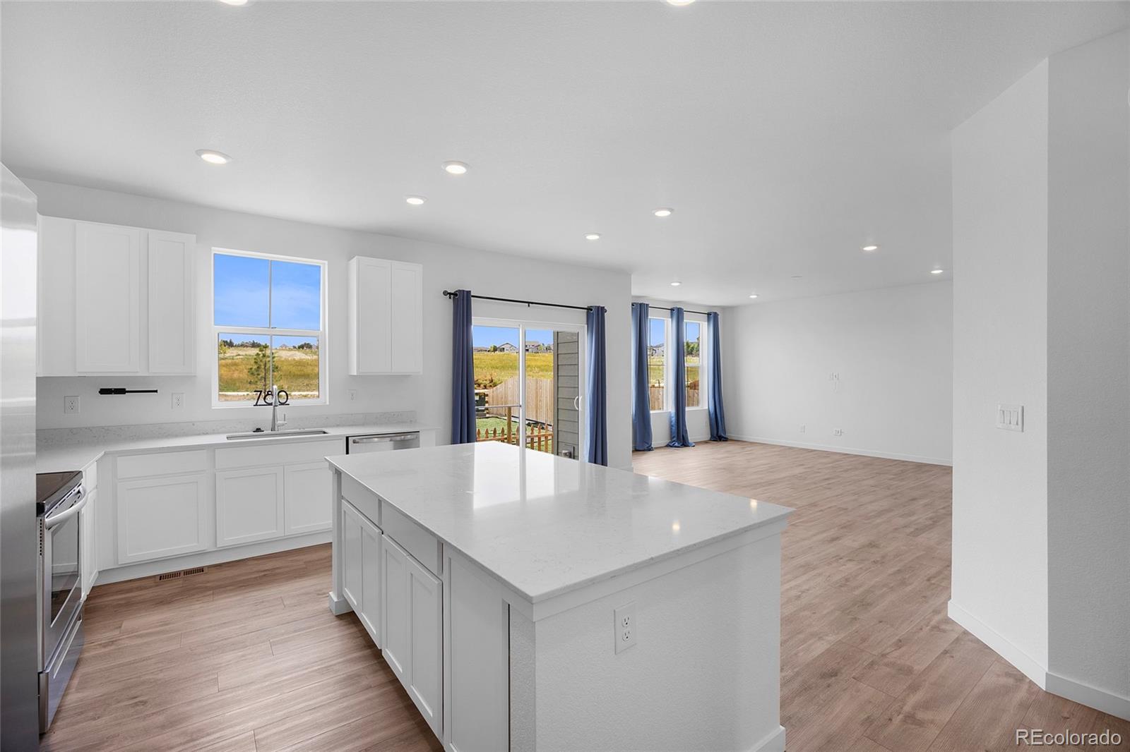 MLS Image #12 for 780  mosquito court,elizabeth, Colorado