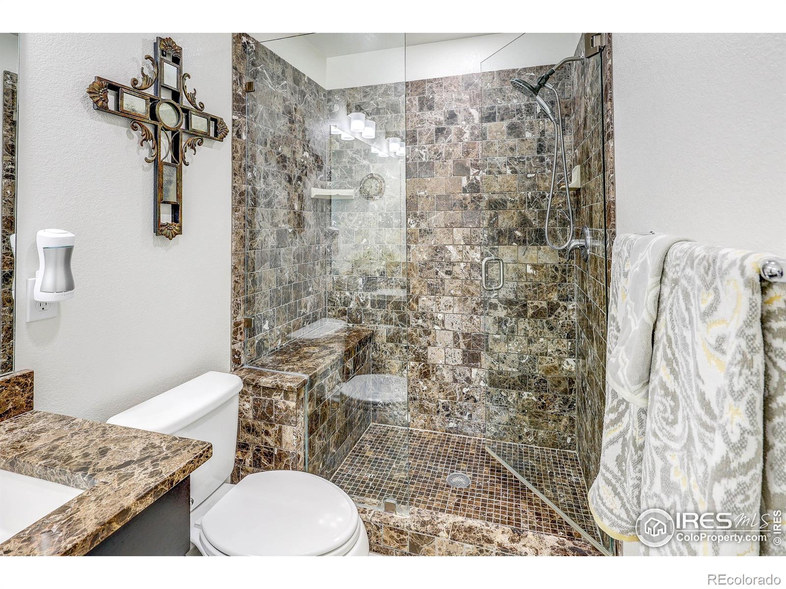 MLS Image #24 for 8321 e 33rd avenue,denver, Colorado