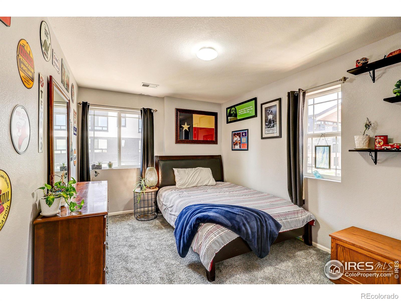 MLS Image #25 for 8321 e 33rd avenue,denver, Colorado