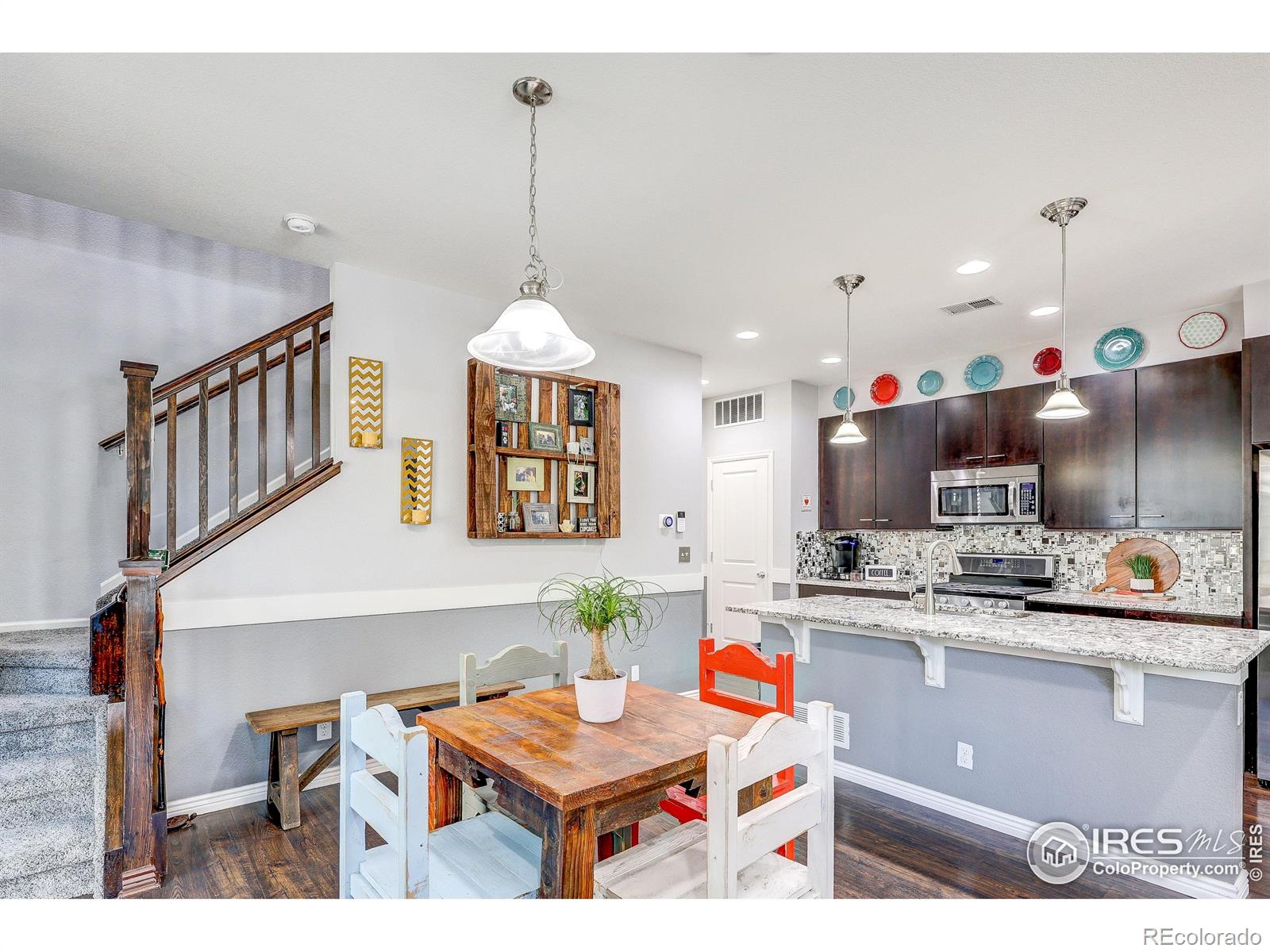 MLS Image #7 for 8321 e 33rd avenue,denver, Colorado