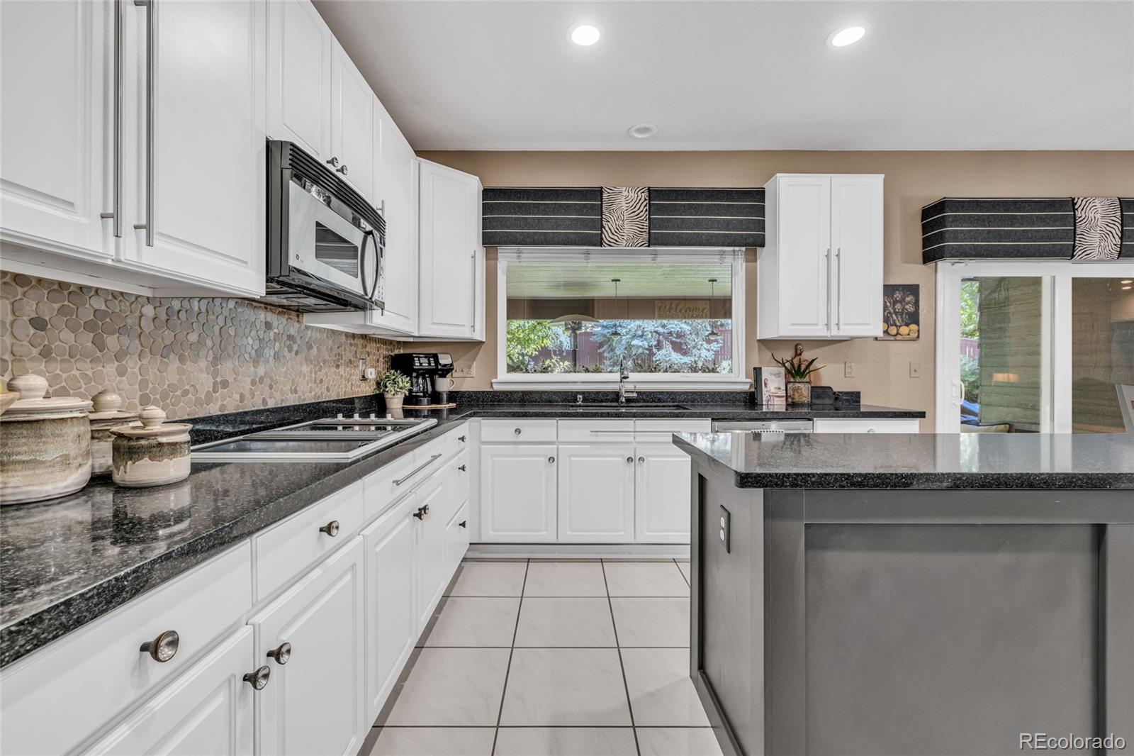MLS Image #15 for 9856  glenstone trail,highlands ranch, Colorado