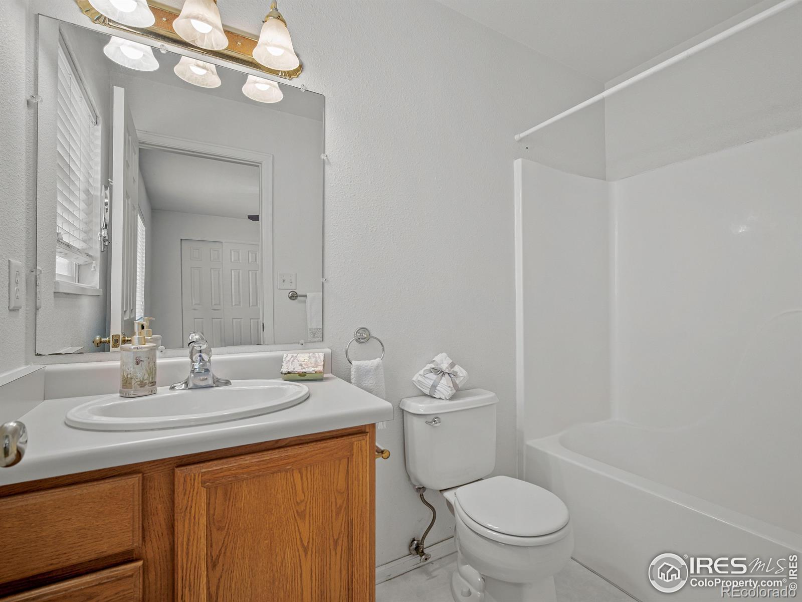 MLS Image #14 for 541 n mountain oak court,clifton, Colorado