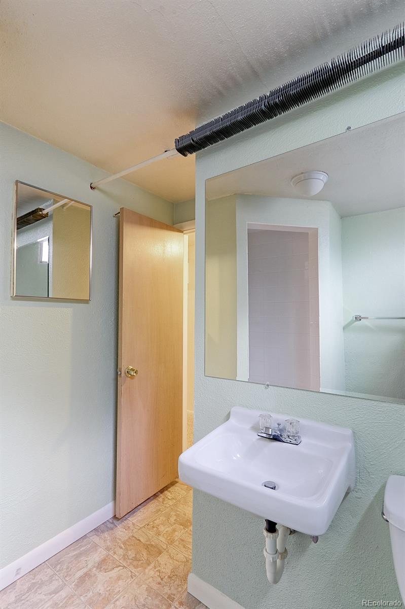 MLS Image #22 for 353 s niagara street,denver, Colorado