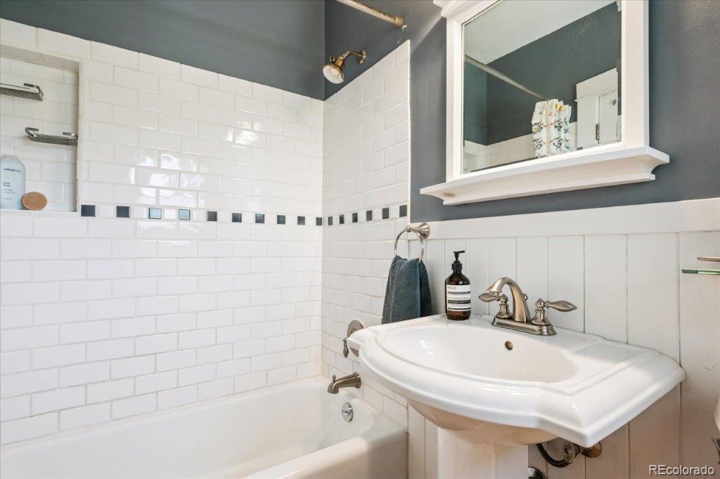 MLS Image #11 for 3622  lowell boulevard,denver, Colorado