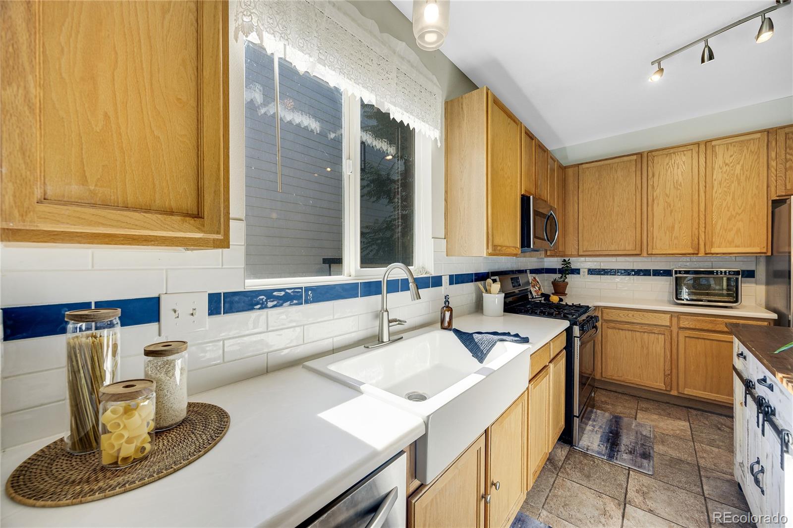 MLS Image #11 for 3721  bison lane,pueblo, Colorado