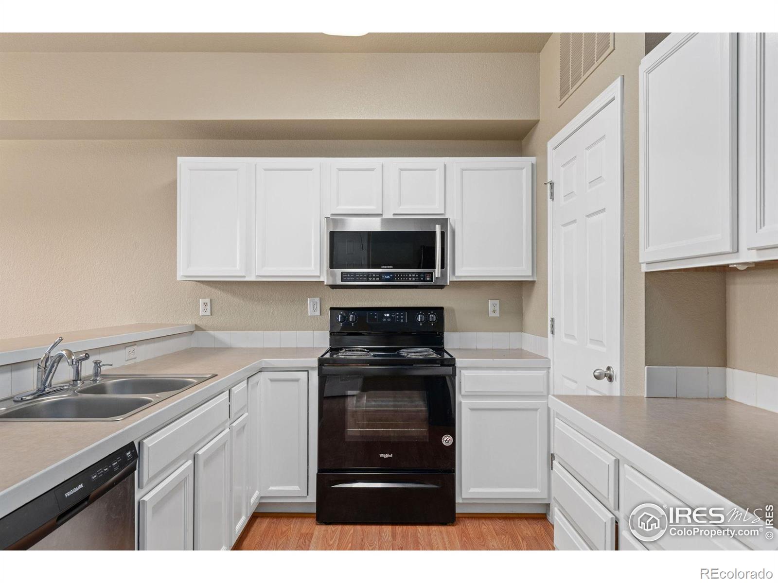 MLS Image #11 for 6925  19th street,greeley, Colorado
