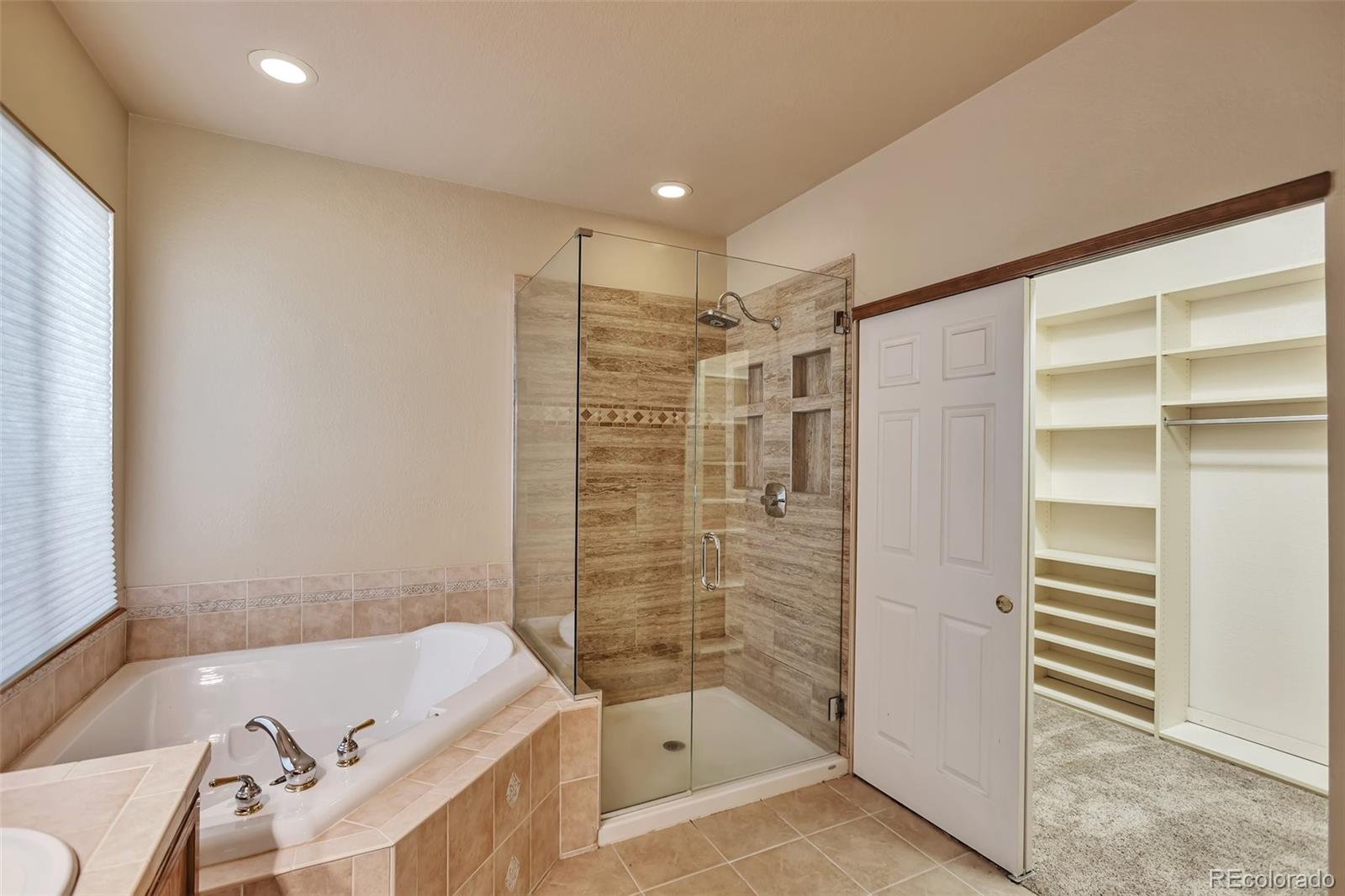MLS Image #18 for 9227  desert willow road,highlands ranch, Colorado